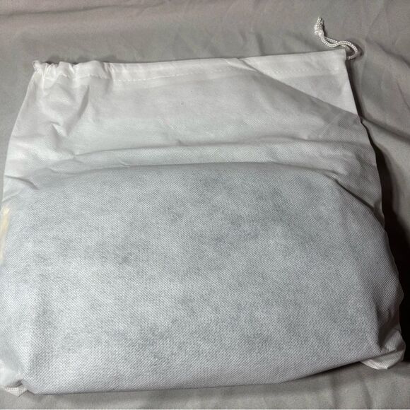 New! Versace Travel Pouch Bag Toiletry Case
Vanity Case - Picture 13 of 13